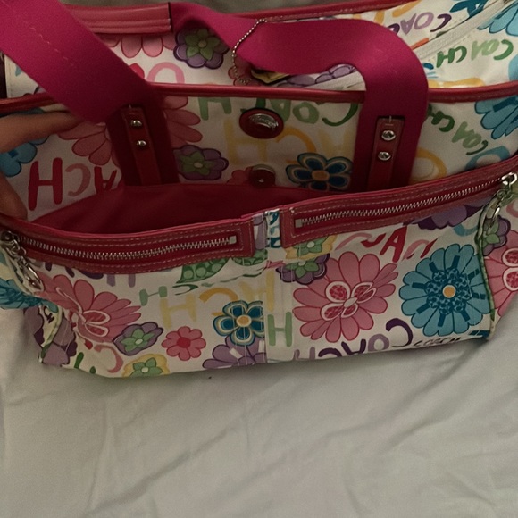 COACH Diaper bag. Large. Floral - Picture 7 of 12